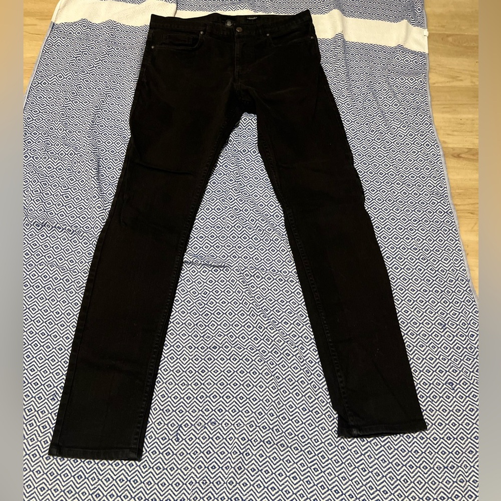 H&M SKINNY FIT BLACK DENIM JEANS